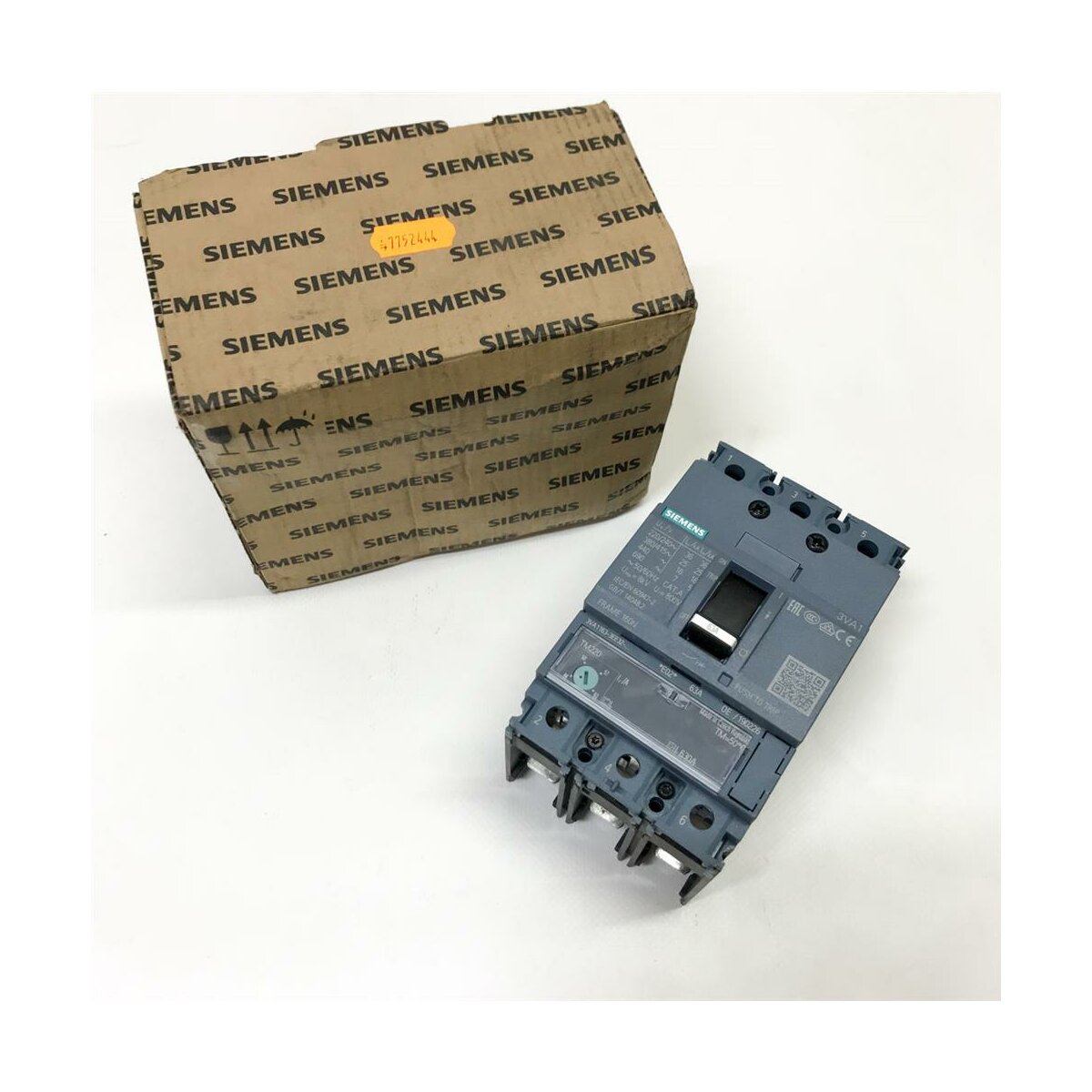 Siemens 3VA1163 3EE32 0AA0 63A FRAME 160 N 3p In 63 A TM220