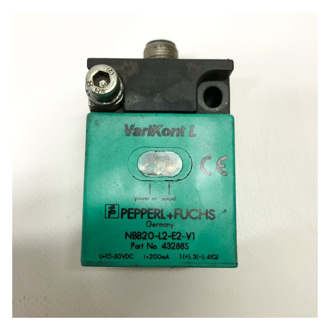 Pepperl+Fuchs NBB20-L2-E2-V1, 43288S 10-30VDC, 200mA Näherungsschalter