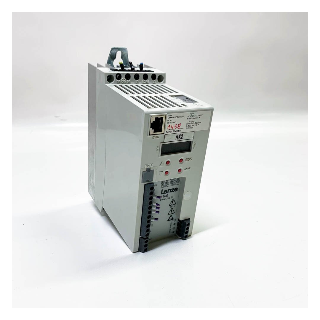 Lenze 8400 BaseLine D, 0,25 kW, Type: E84AVBDE2512SX0, 13468463 3/PE AC 0-230 V, 0-300 Hz 1.7 A, 0,25kW FREQUENZWECHSELRICHTER