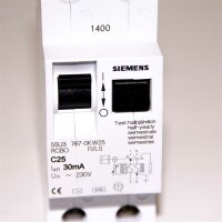 Siemens 5SU3767-OKW25 Fehlerstrom-Schutzschalter 30mA Un - 230V